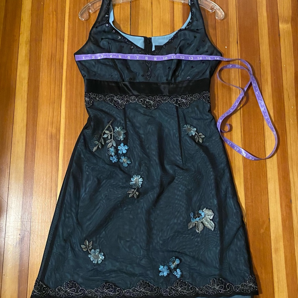 Adrianna Papell Beaded/Embroidered Dress Size 6 - Picture 6 of 8